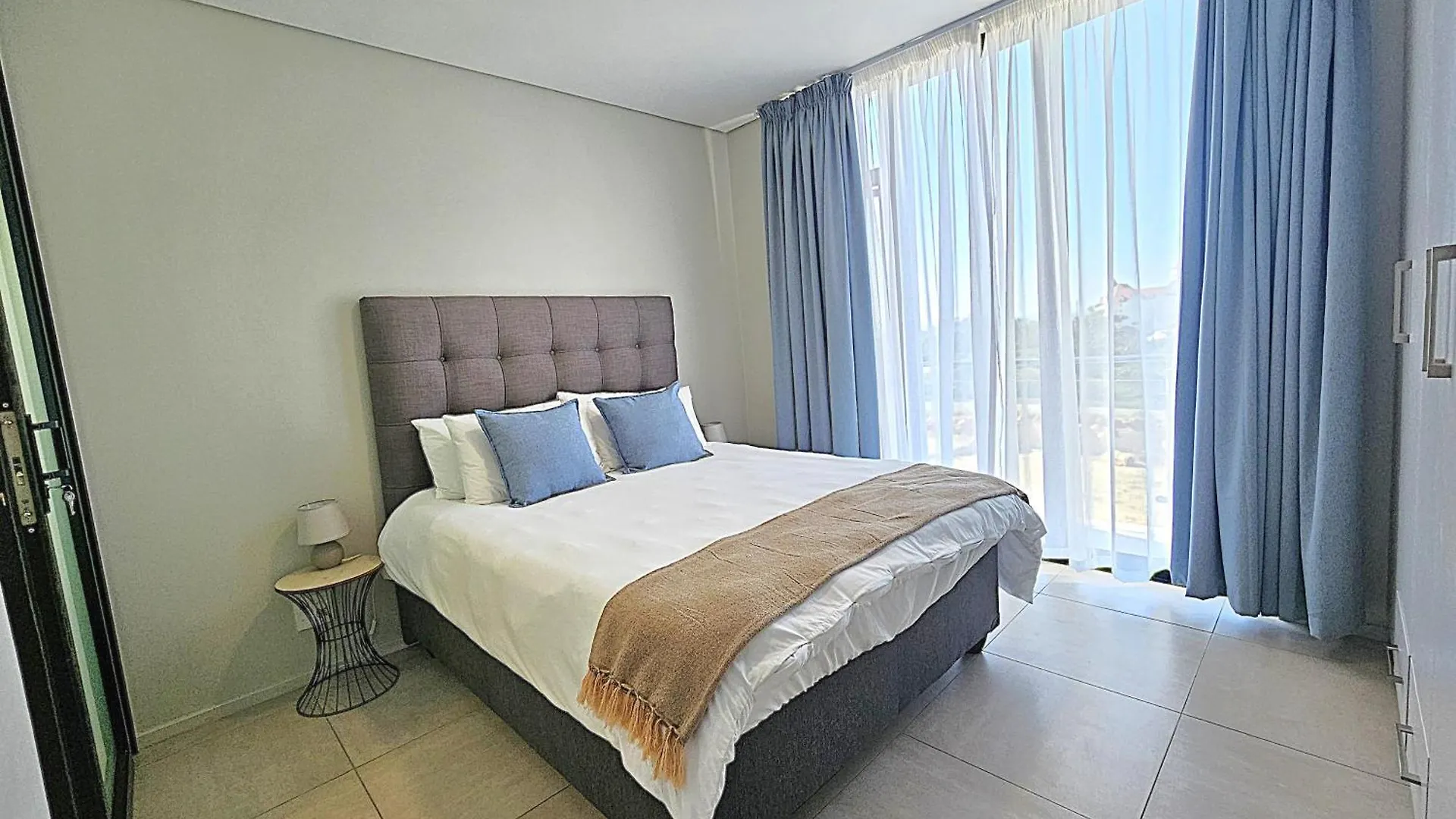 Bella Mare 12 On Second Apartment Port Elizabeth 0*,  South Africa