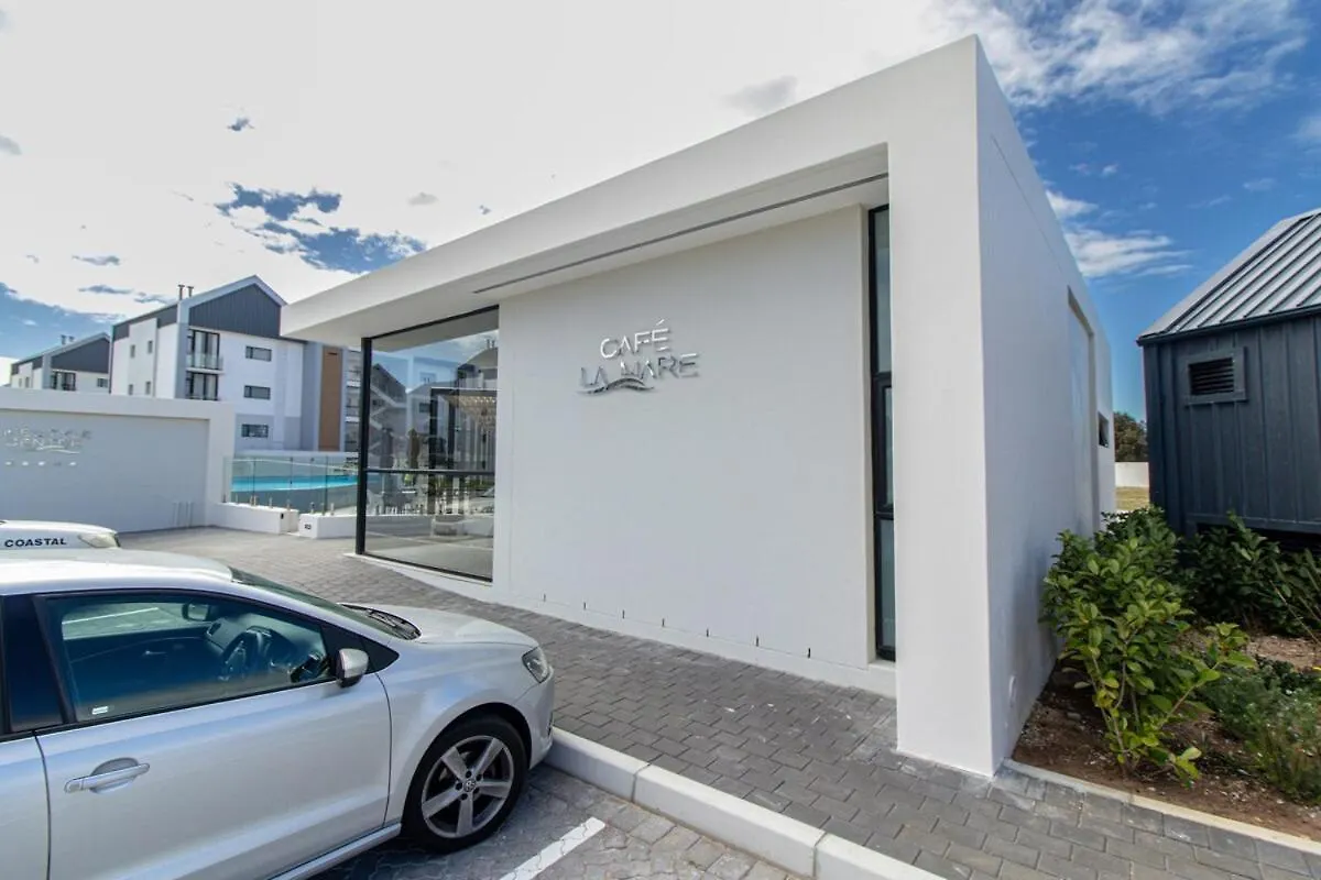 Bella Mare 12 On Second Apartment Port Elizabeth 0*,