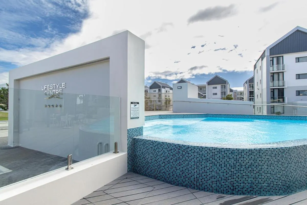 Bella Mare 12 On Second Apartment Port Elizabeth 0*,